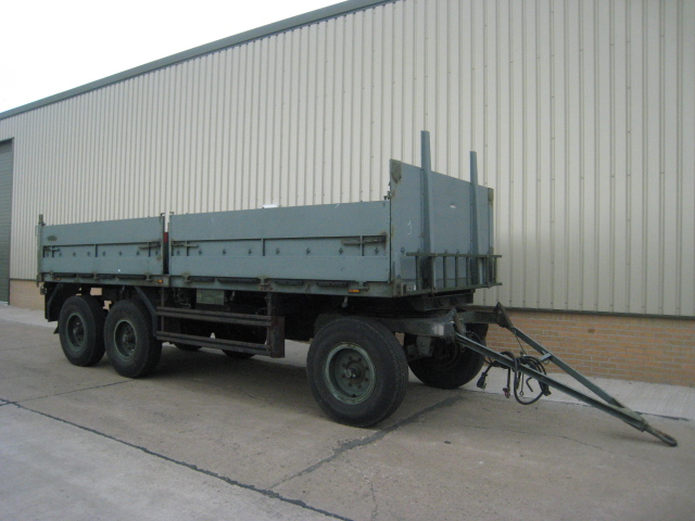 military vehicles for sale - Schmitz tri axle draw bar trailer